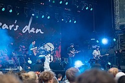 Bear's Den