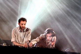 2 Many DJs
